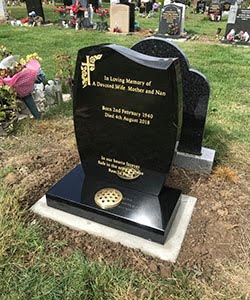 Welsh Slate Headstone Round top Monolith with chamfered edge and Script Font.